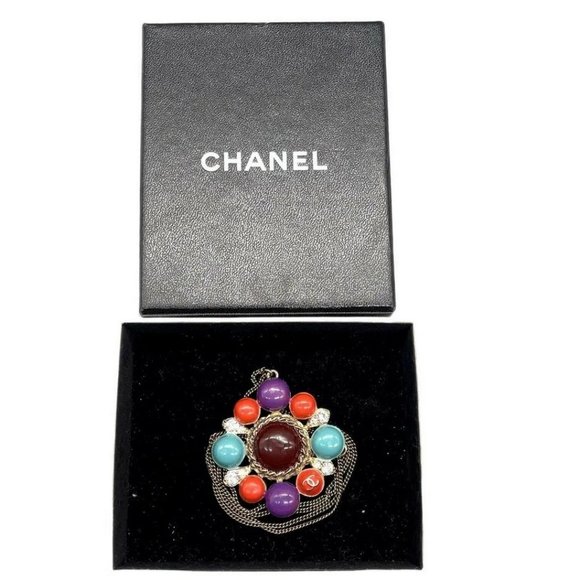 Chanel Necklace - Picture 1 of 7